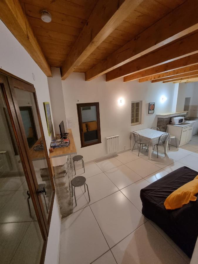 Appartement 4-6 Personnes A Proximite Des Stations Et Grands Cols Saint Avre la Chambre Экстерьер фото