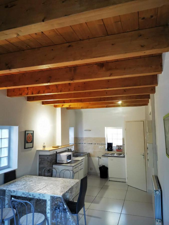 Appartement 4-6 Personnes A Proximite Des Stations Et Grands Cols Saint Avre la Chambre Экстерьер фото
