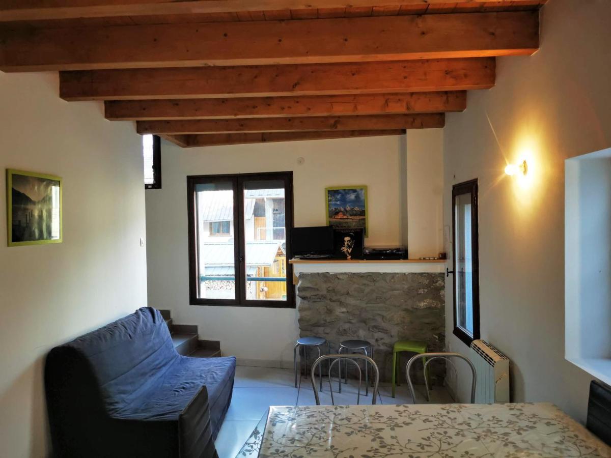 Appartement 4-6 Personnes A Proximite Des Stations Et Grands Cols Saint Avre la Chambre Экстерьер фото